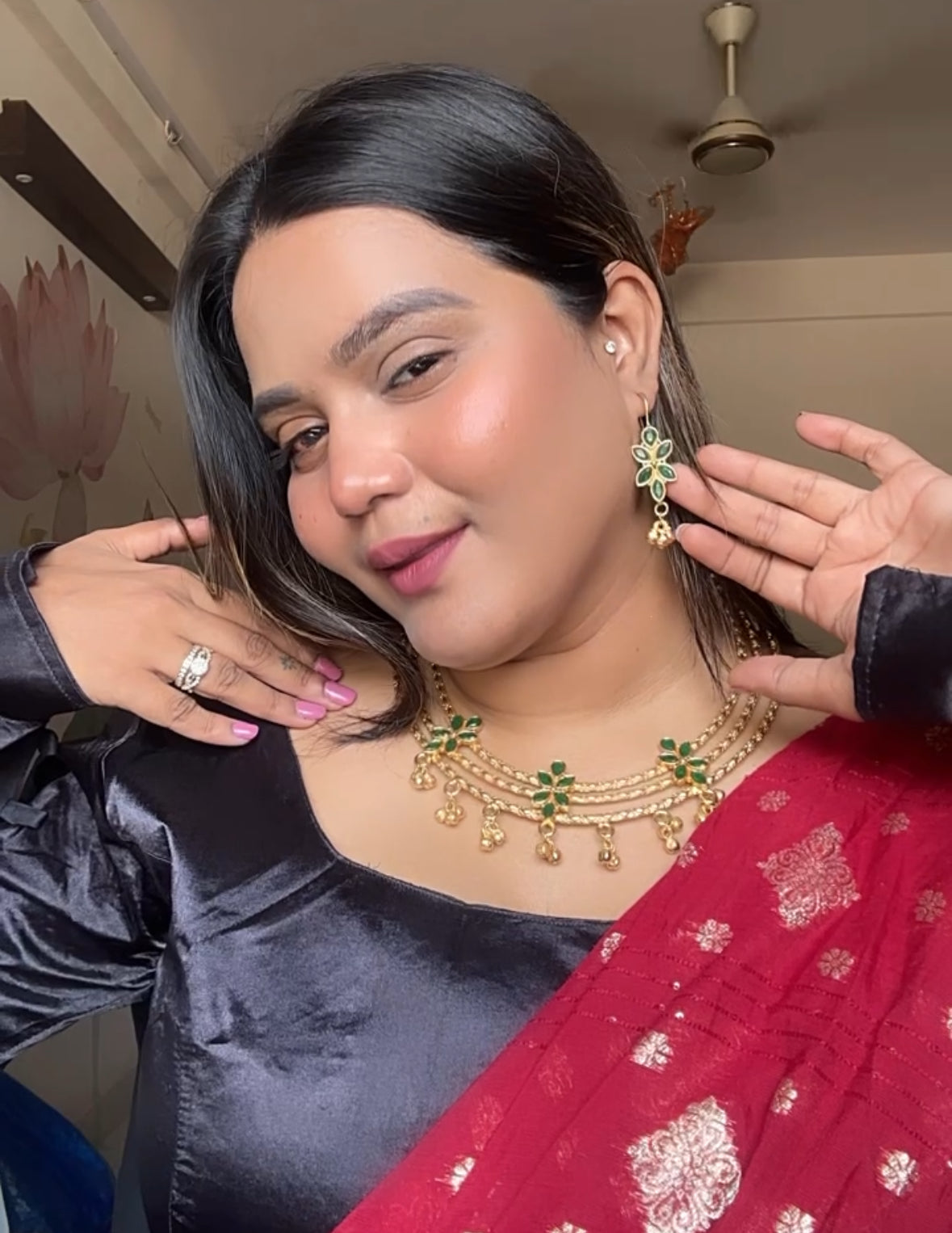 Emerald Hansaveni Hasli Necklace Set