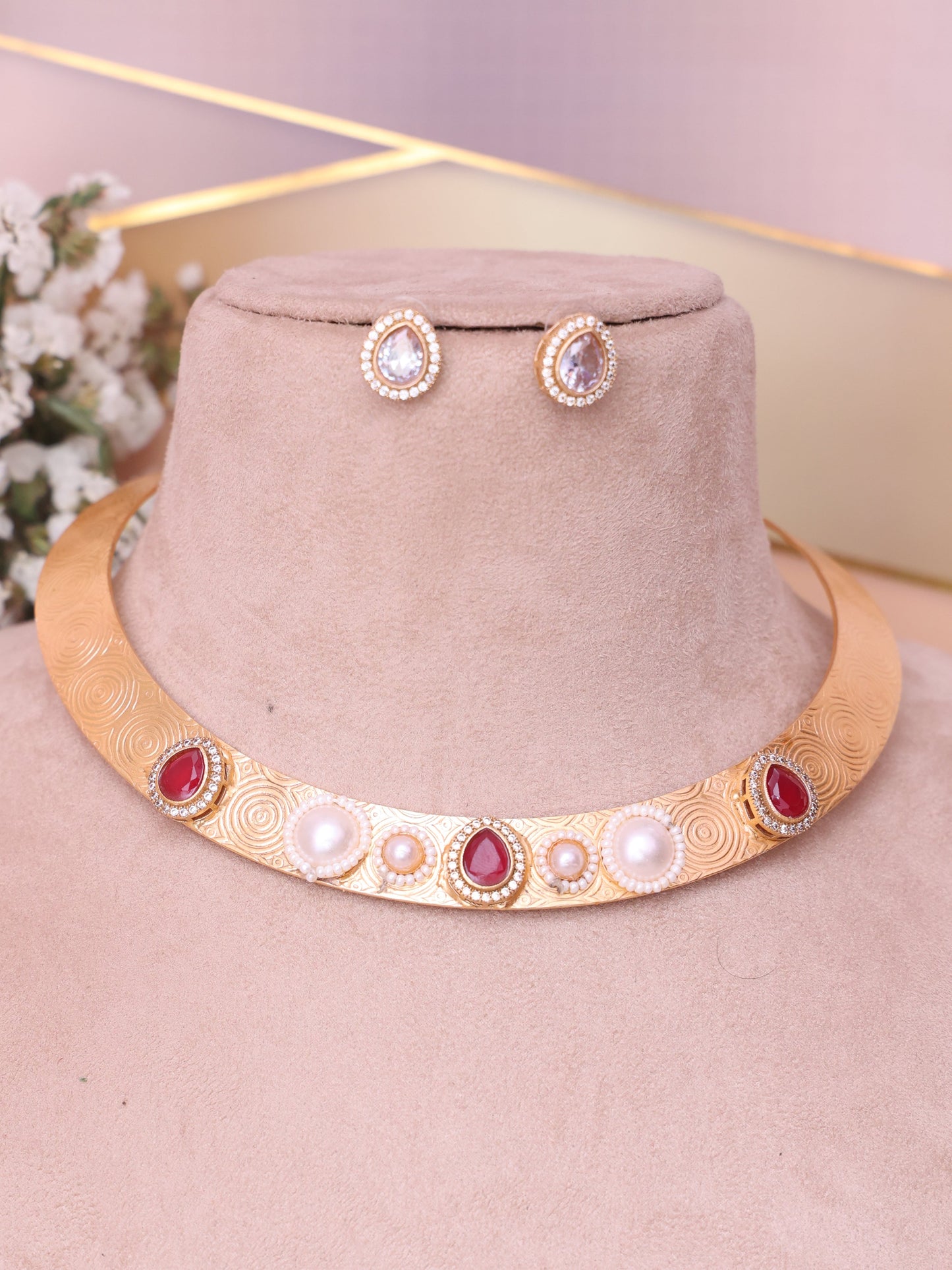 Red Ekadhana Hasli Necklace Set