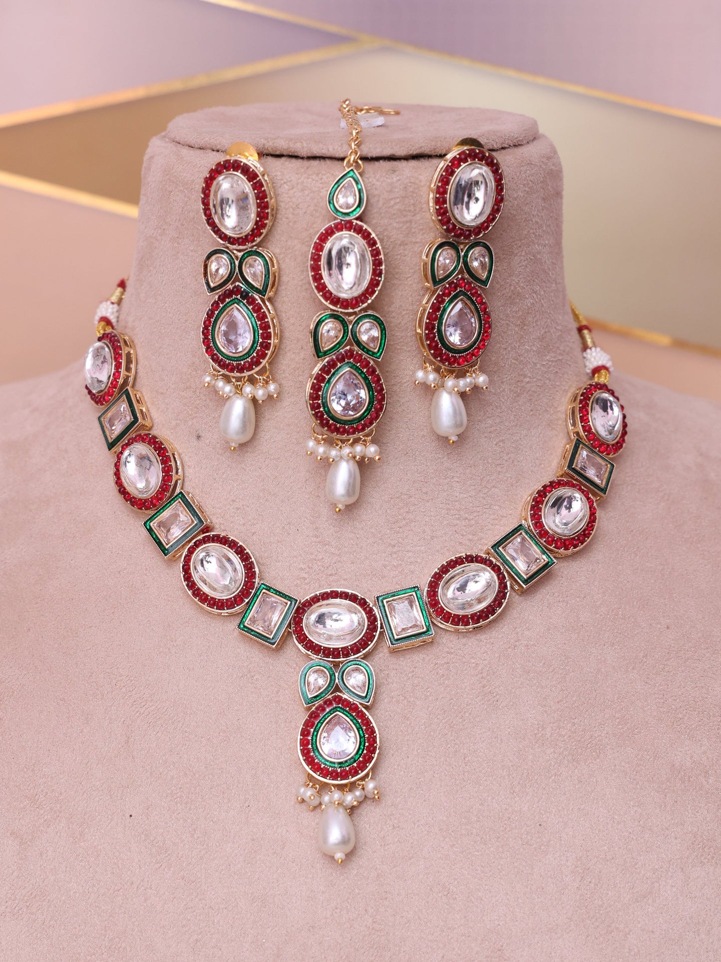 Red & Green Zhalak Neclace Set