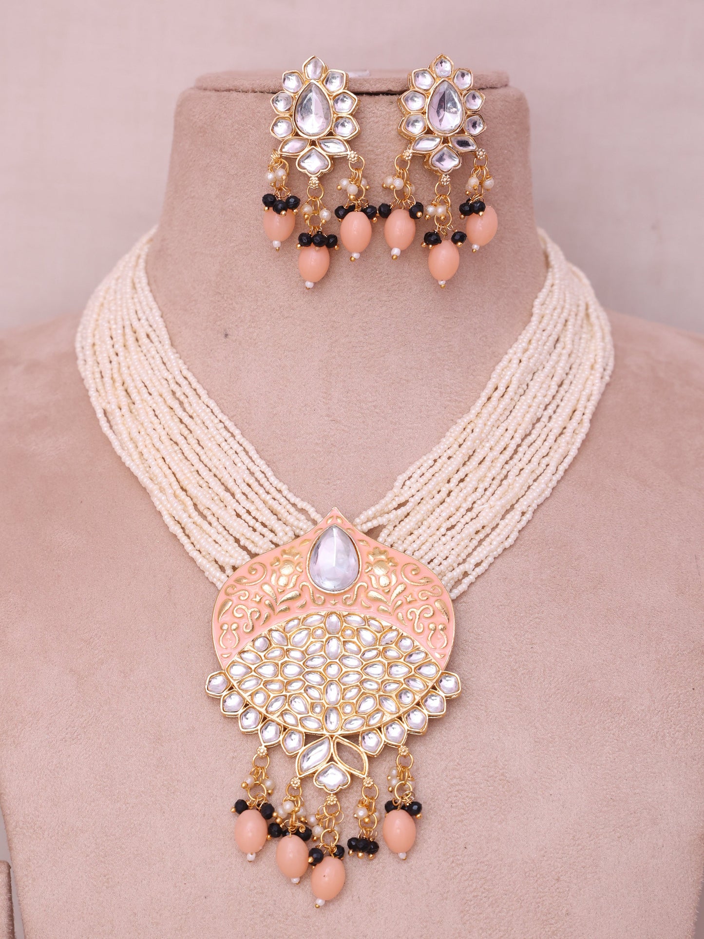 Peach Danna Neclace Set