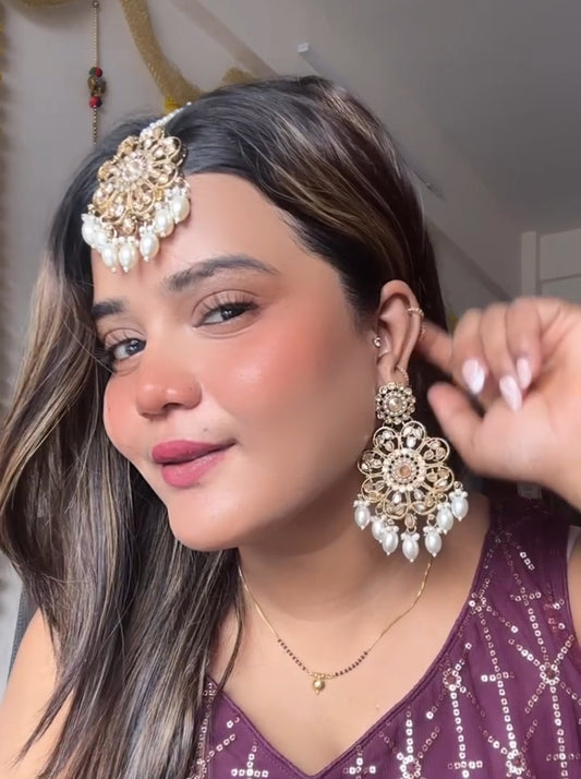 Golden laab Jhumka and Tika Set