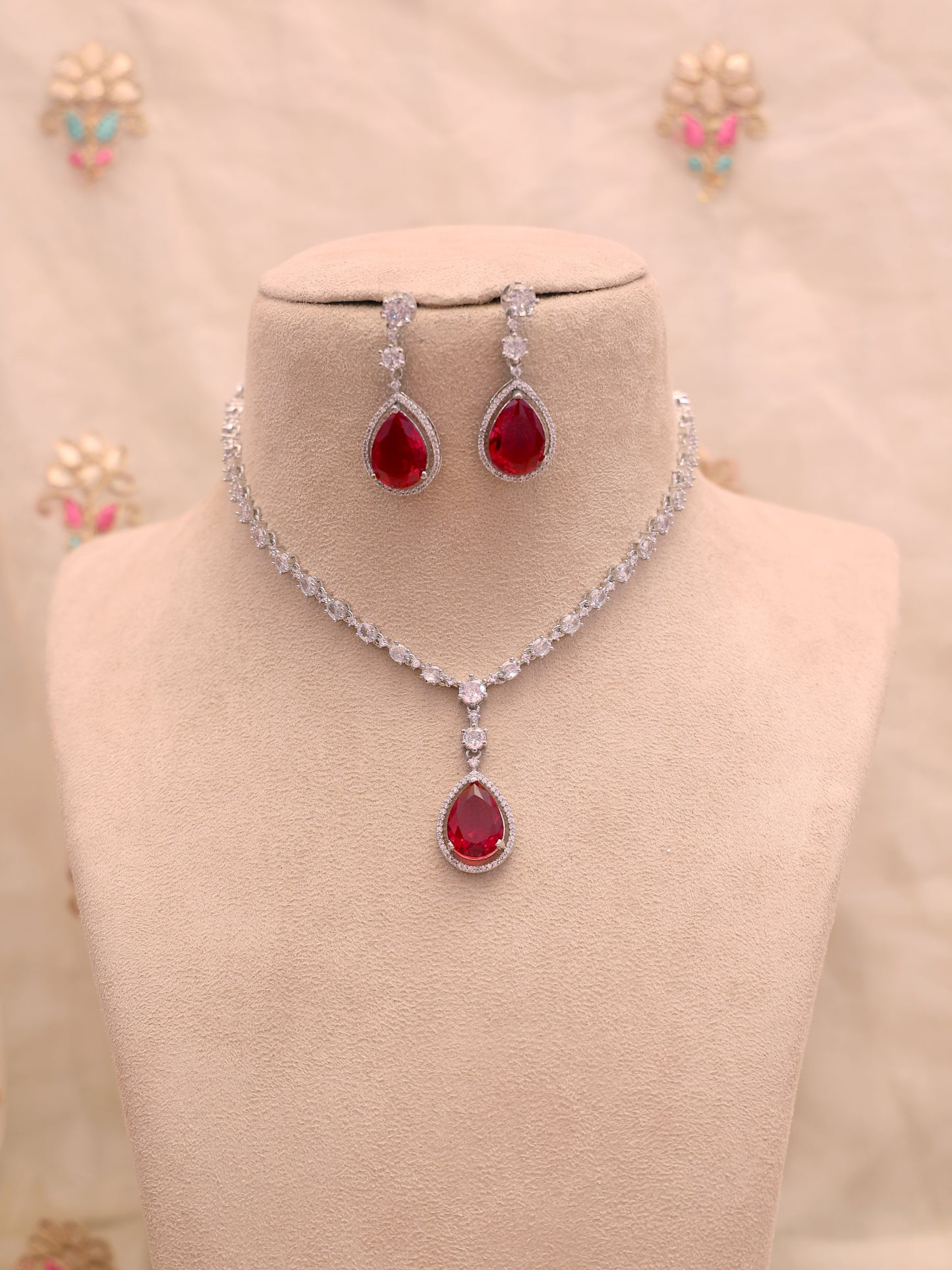 Red Raah AD Necklace Set