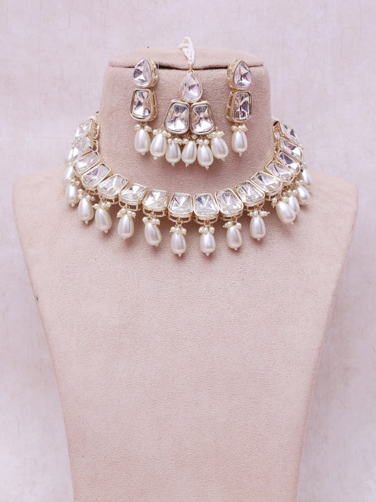 White Xara Necklace Set