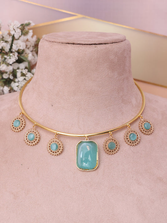 Mint Iksura Hasli Necklace Set