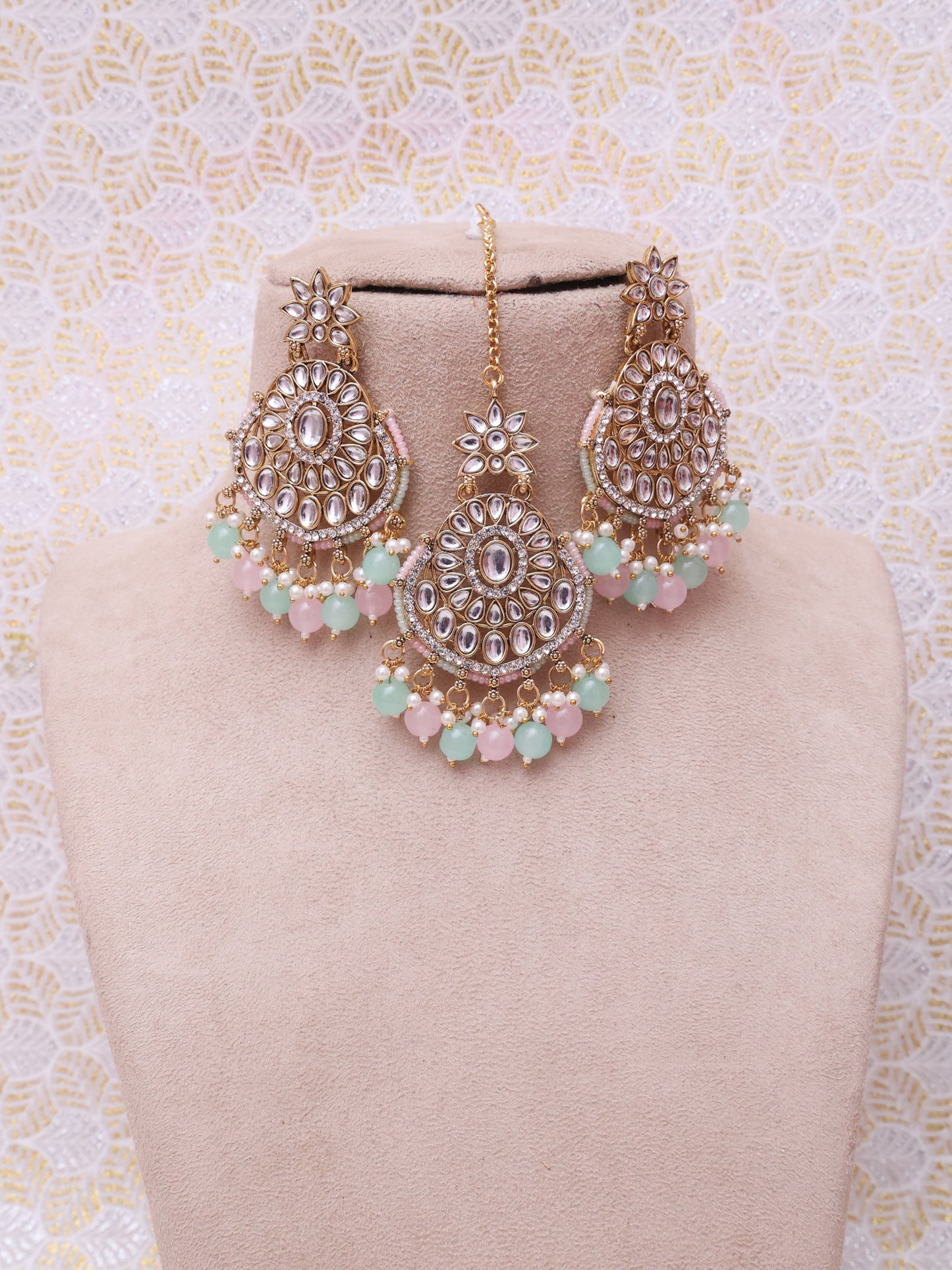 Pastel Willona Necklace Set