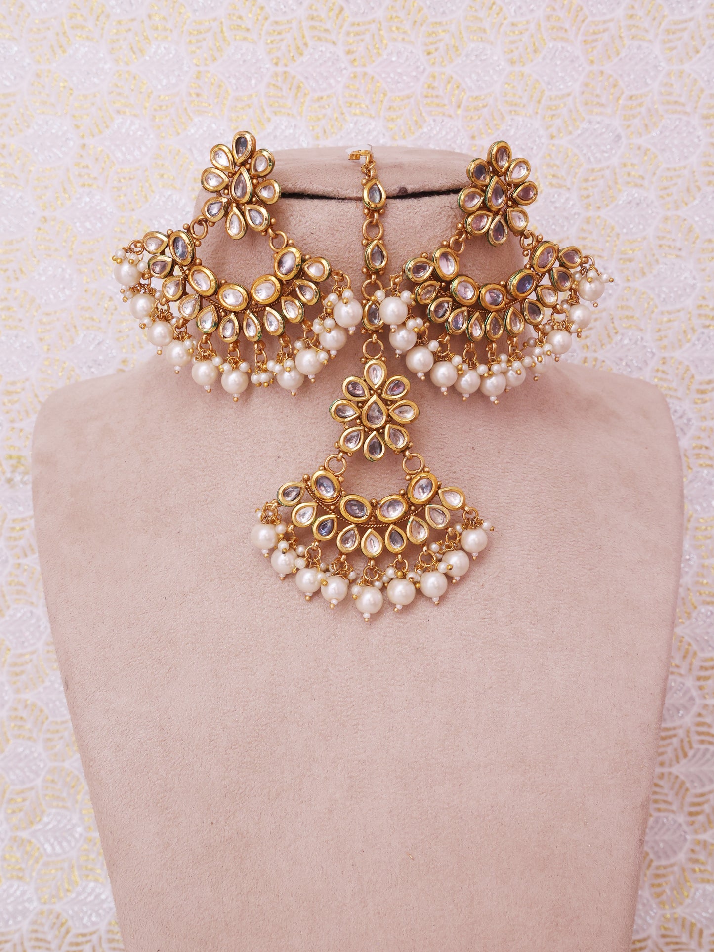 Golden Bahuda Necklace Set