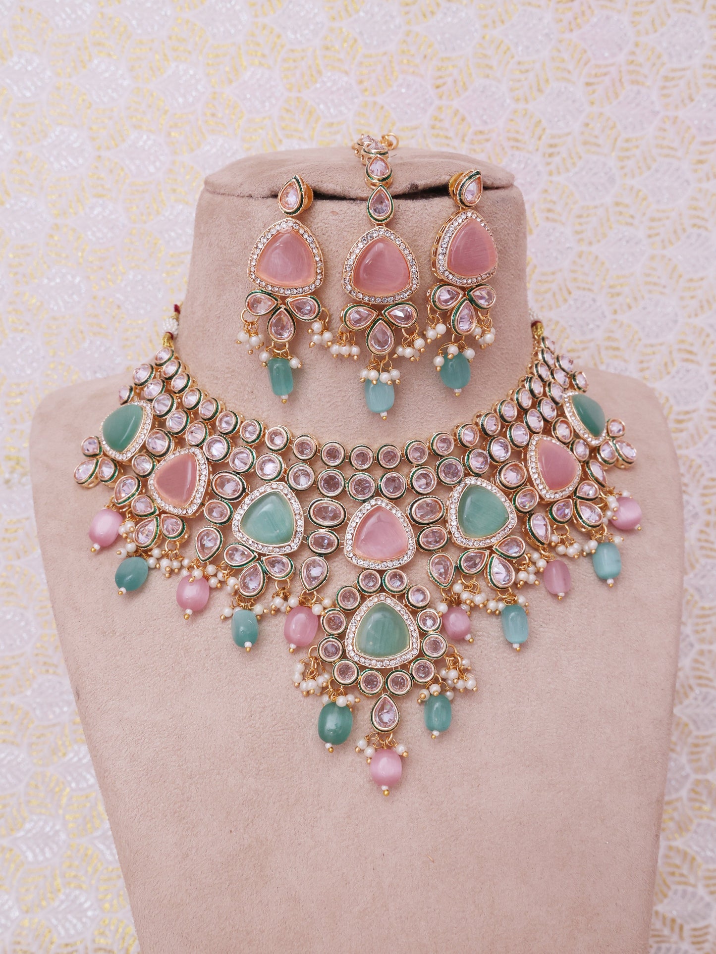 Pastel Rosie Necklace Set