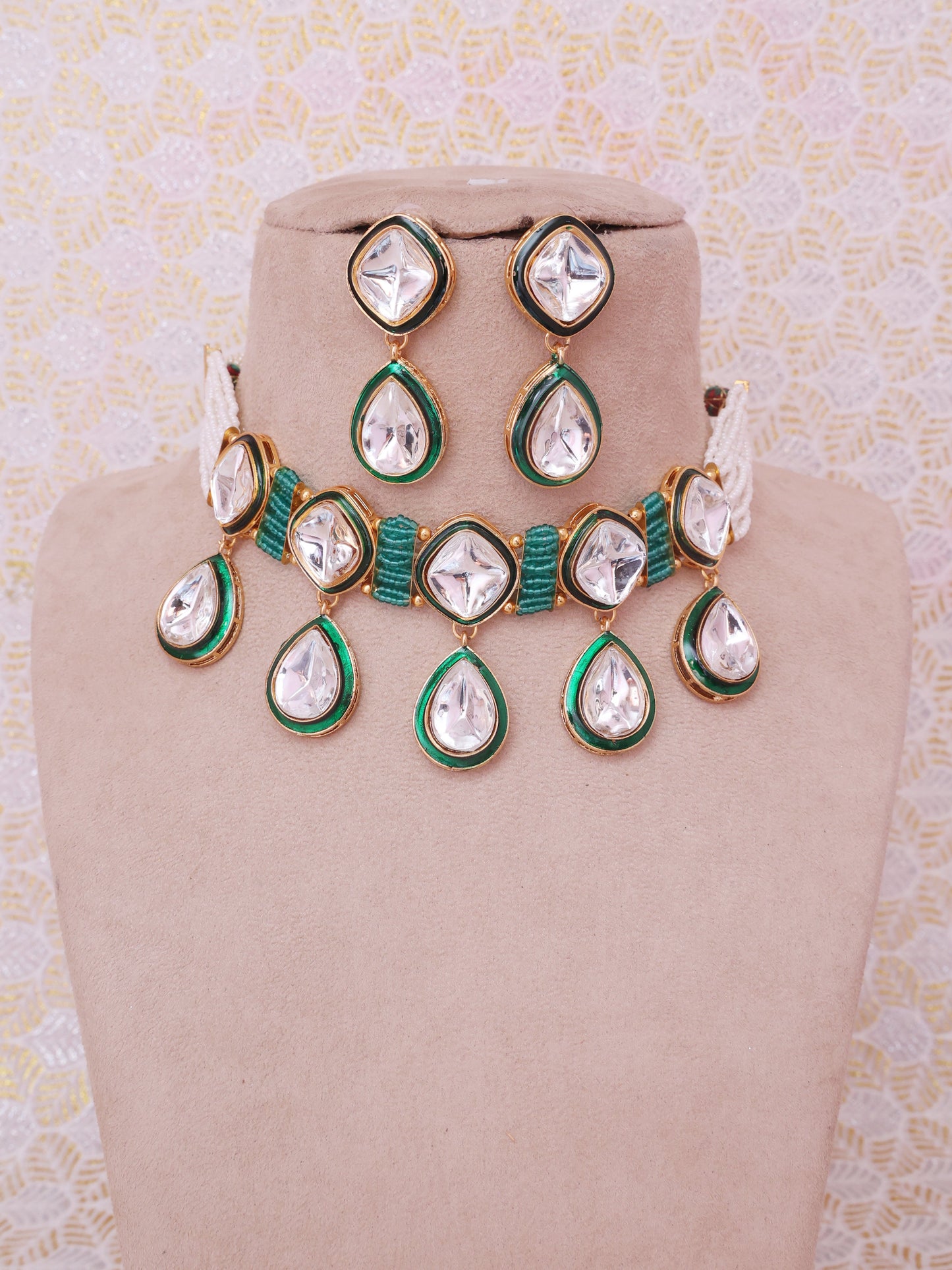 Red and Green Aaliya Necklace Set