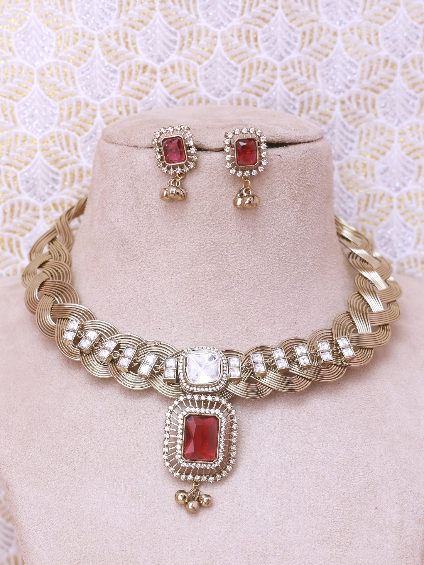 Red Damita Hasli Necklace Set