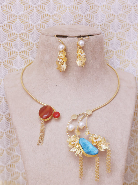 Red & Blue Ganharika Hasli Necklace Set