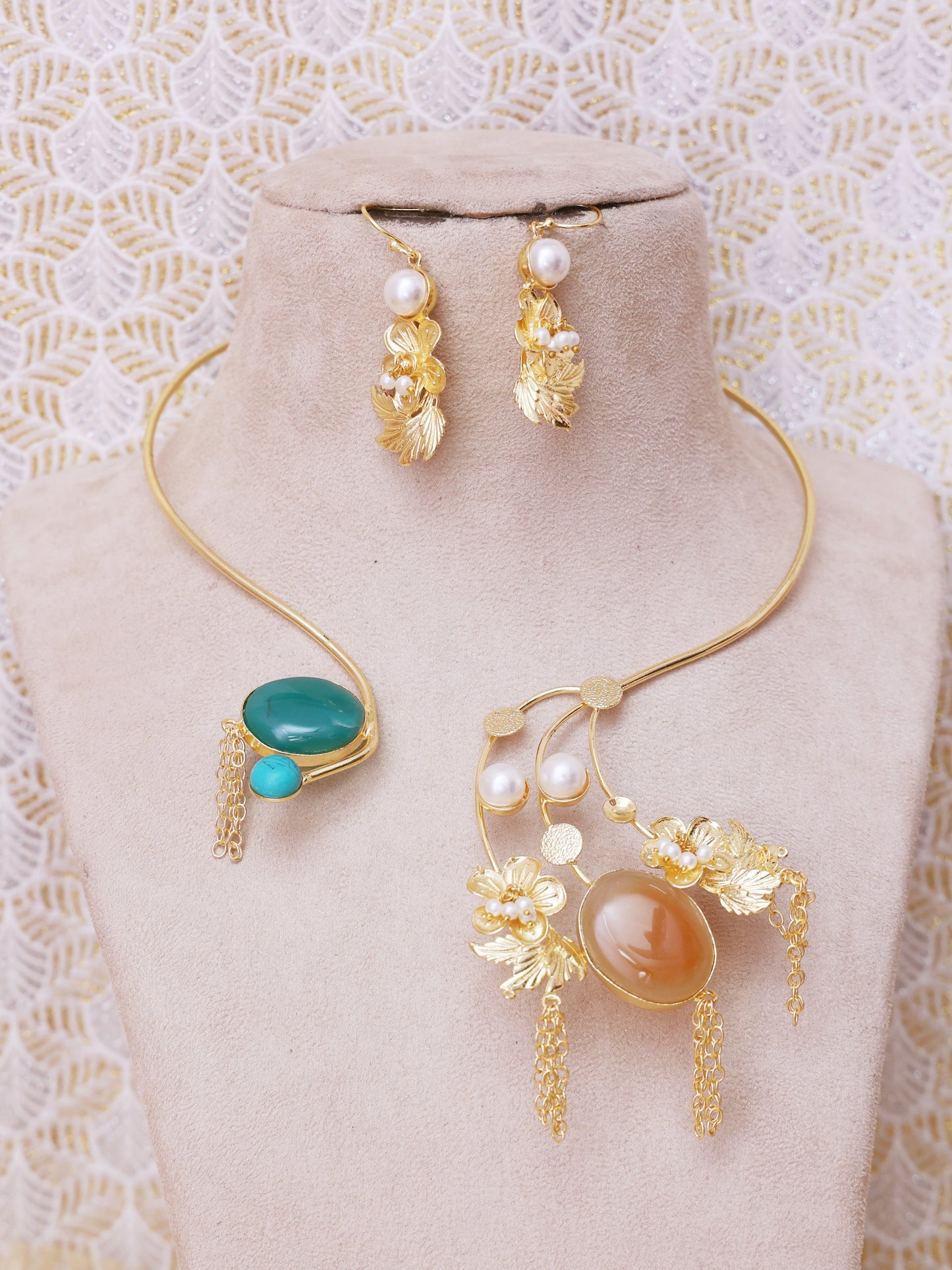 Green & Gold Ganharika Hasli Necklace Set