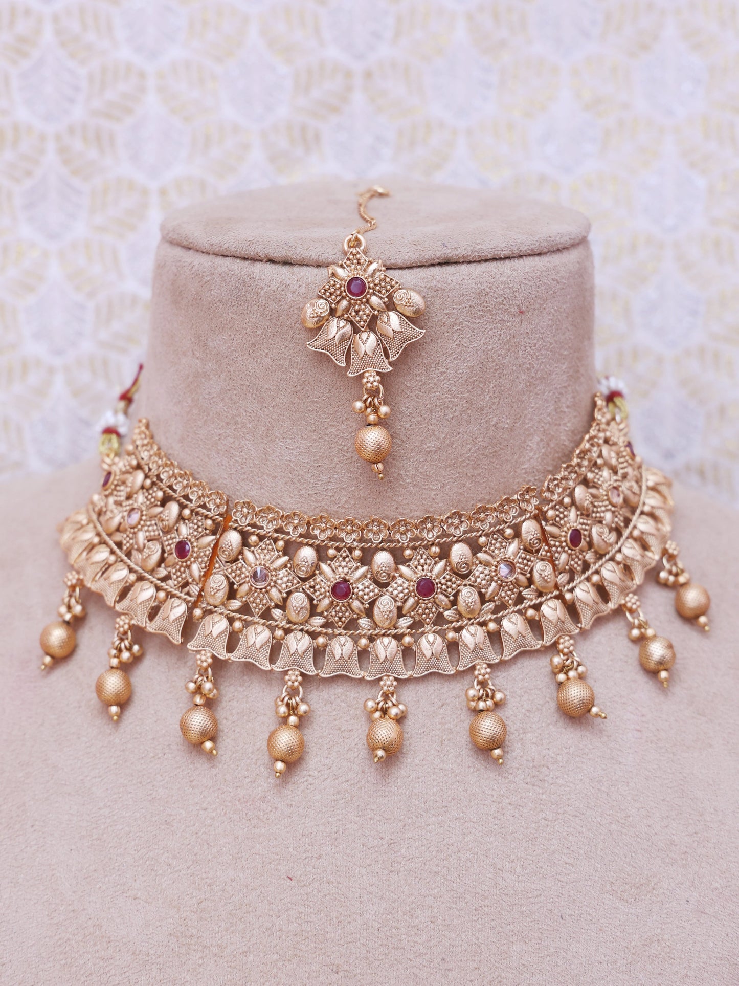 Golden Yaksini Temple Necklace Set