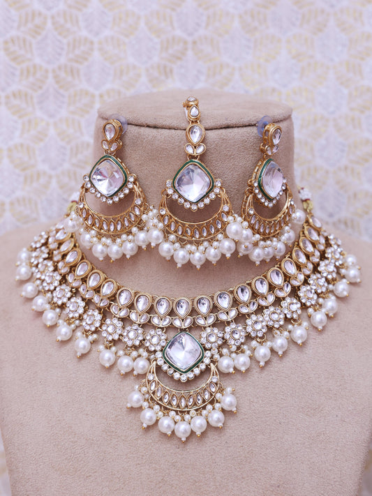 White Zena Necklace Set