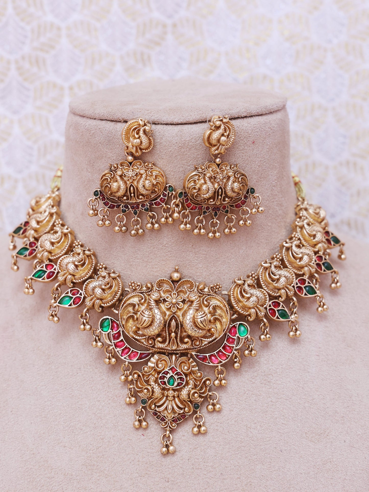 Red & Green Aamira Temple Necklace Set