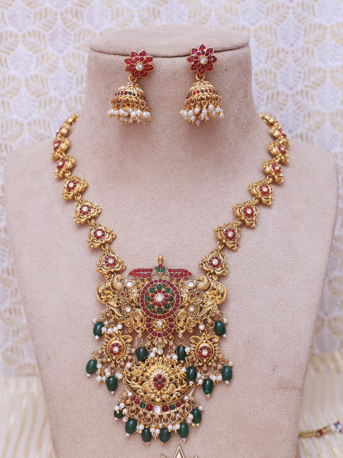 Red & Green Bahuli Temple Necklace Set