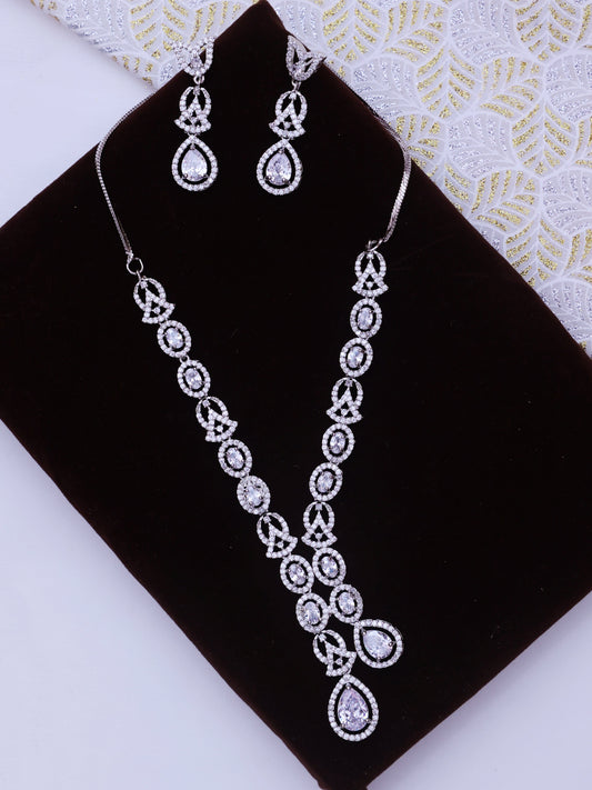 Silver Oli AD Necklace Set