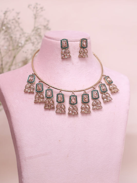 Green Ikshu Hasli Necklace Set