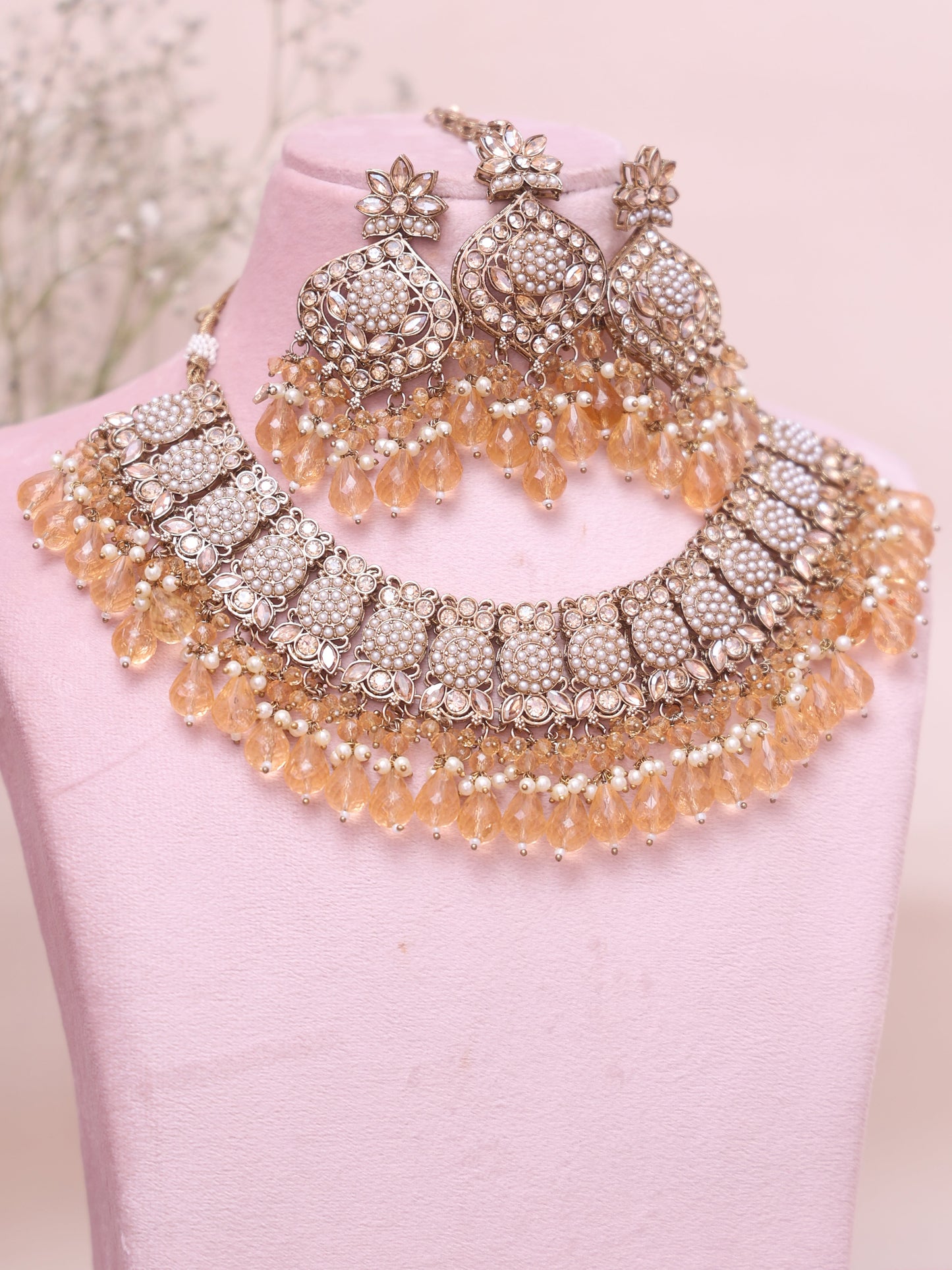 Brown Jahnavi Necklace Set