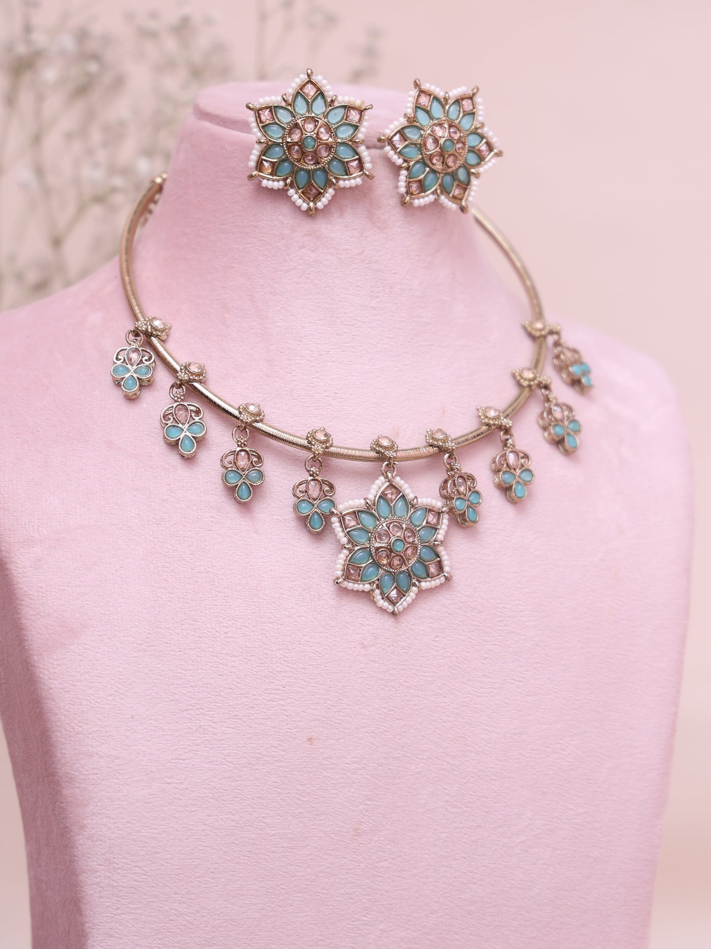 Mint Hansa Hasli Necklace Set