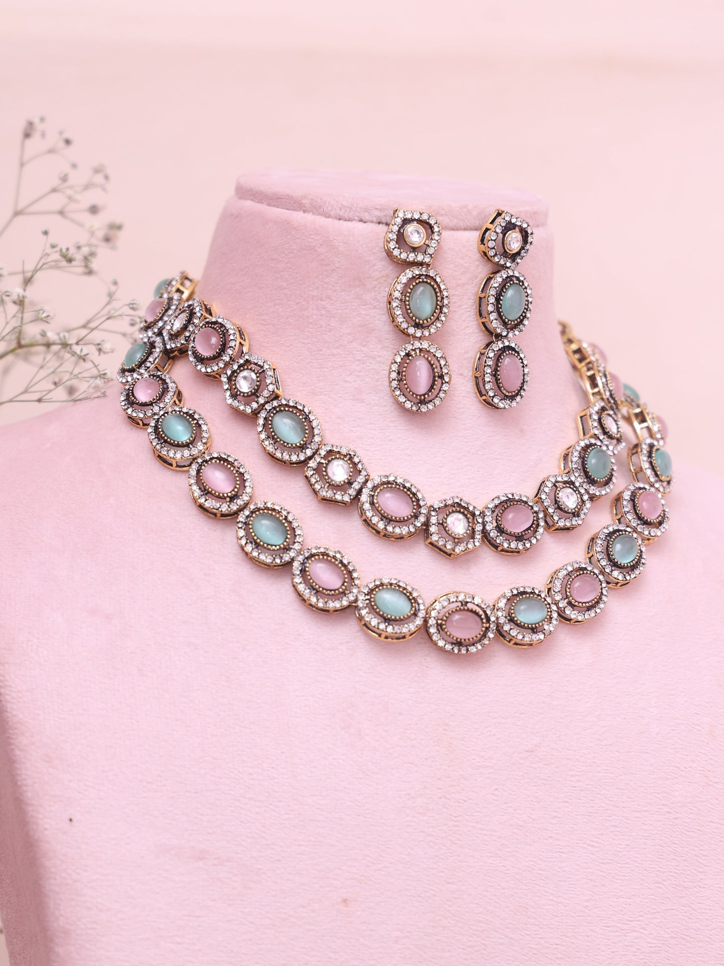 Pastel Raga Necklace Set