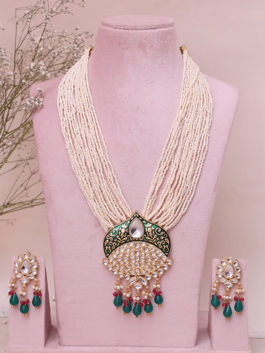 Emerald Danna Necklace Set