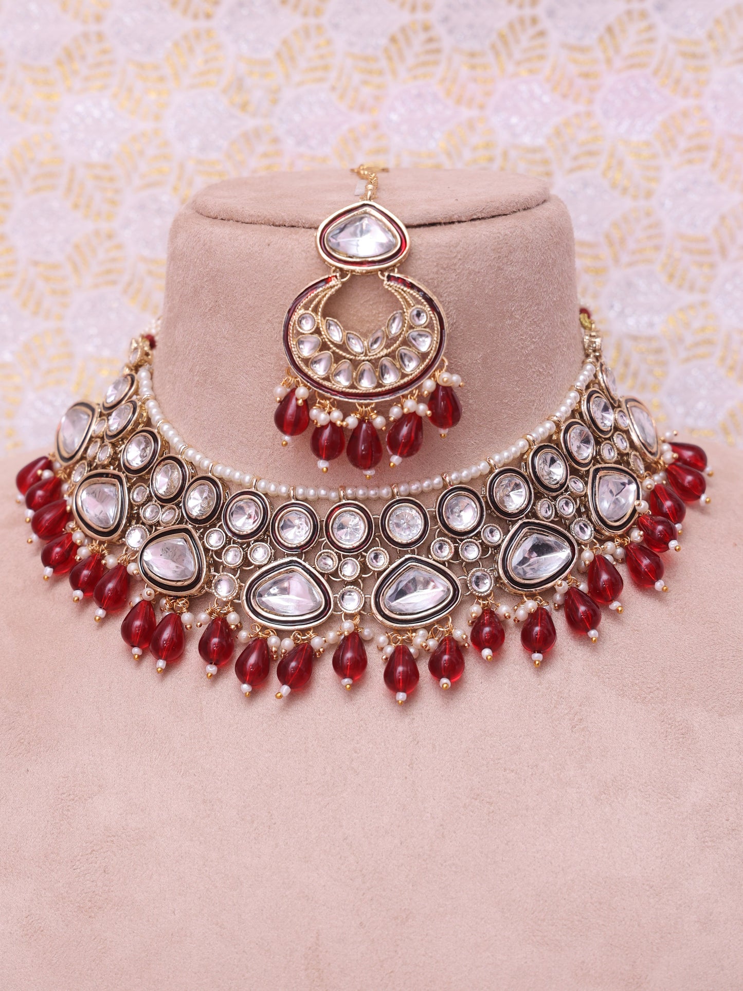 Red Madhumika Necklace Set