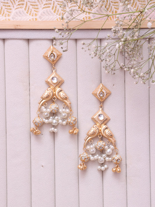 White & Gold Ganarupa Premium Brass Earings