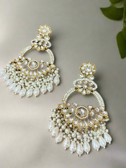 White Kirani Chandbalis