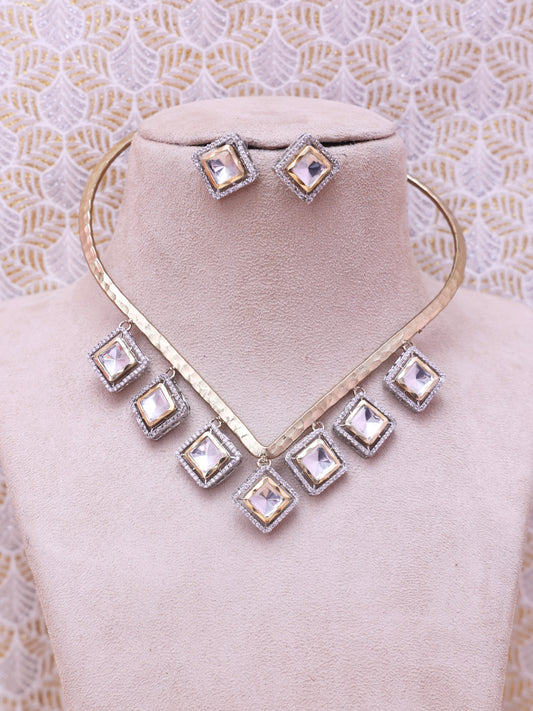 Sqaure Kumari Kundan Premium Hasli Necklace Set