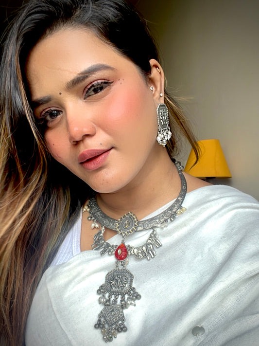 Red Jiye Statement Oxidised Necklace Set