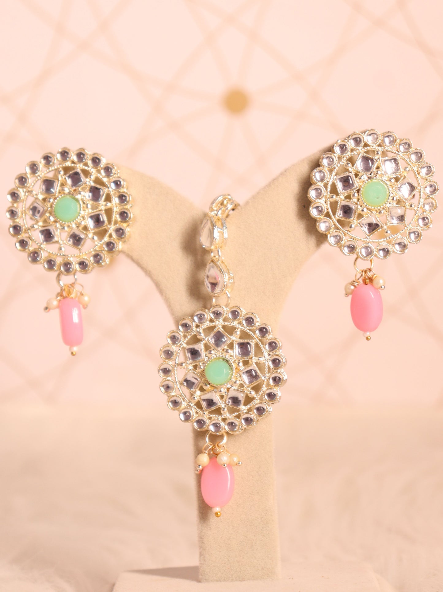 Pink and Green Yamini Necklace Set