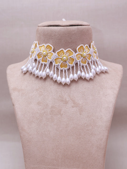 Yellow Ihita Necklace Set