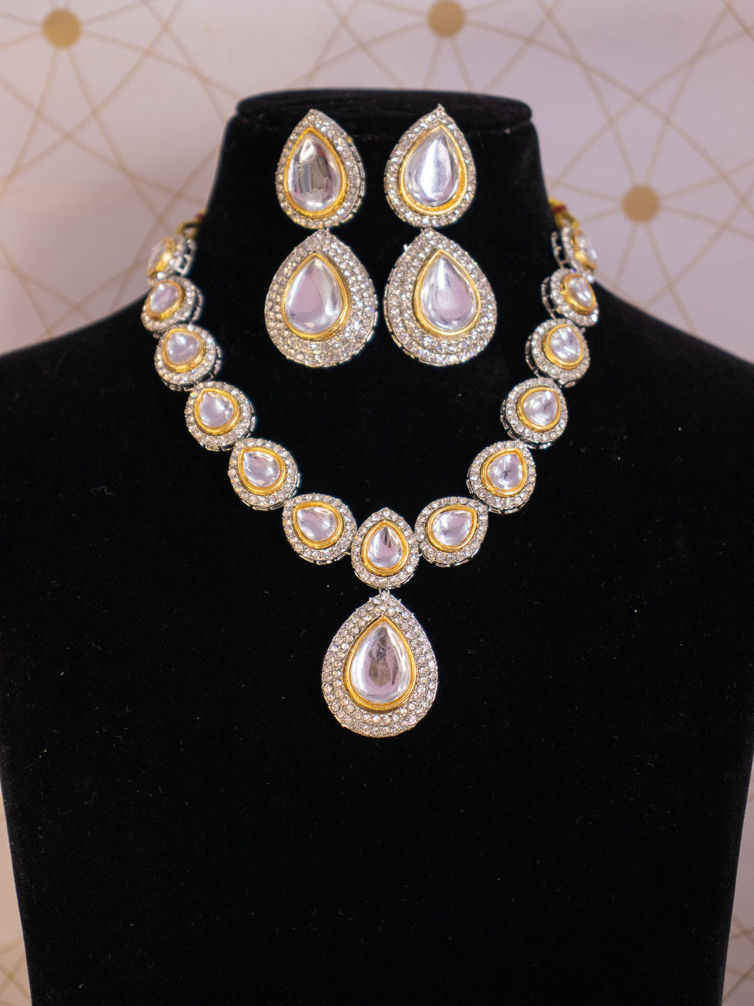 Silver Kim Necklace Set