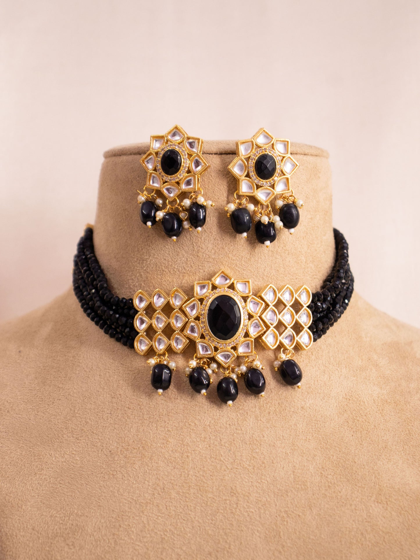 Black Rachana Choker Necklace Set