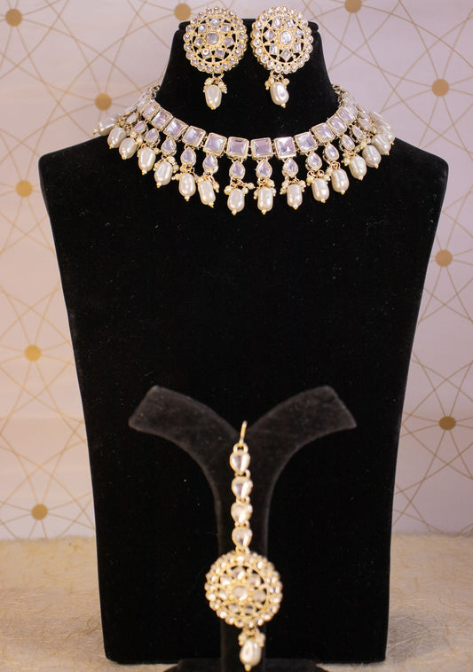 White Yamini Necklace Set