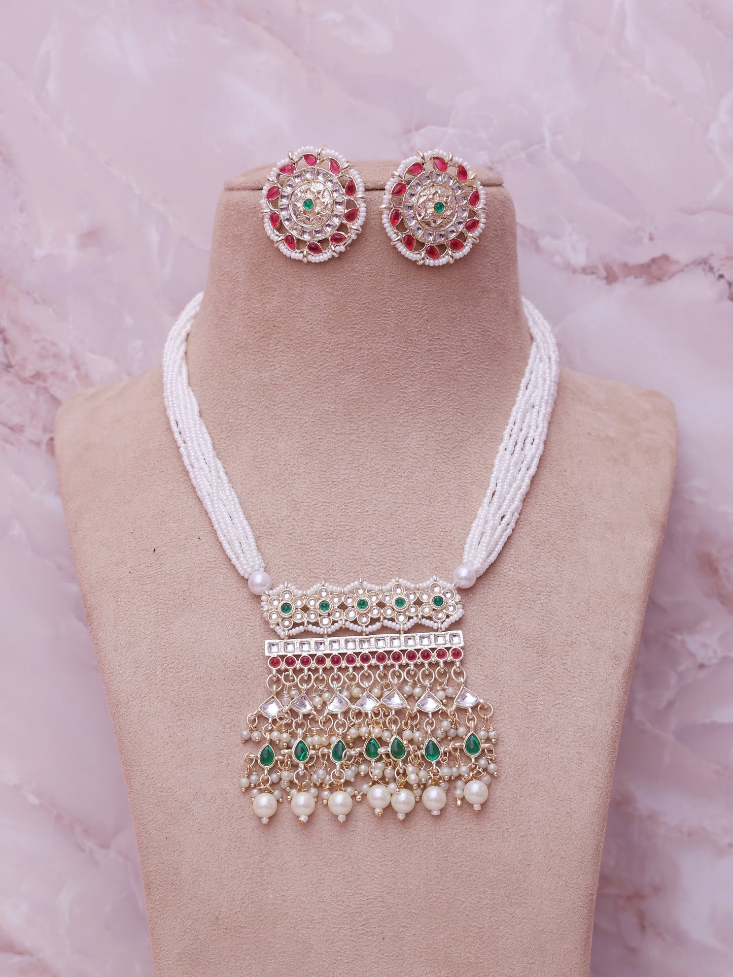 Red and Green Saavi Necklace Set