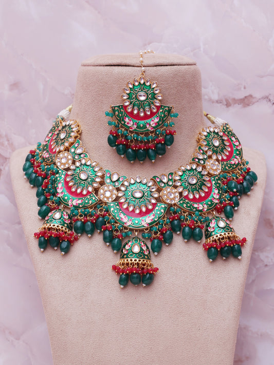 Emerald Maanika Necklace Set