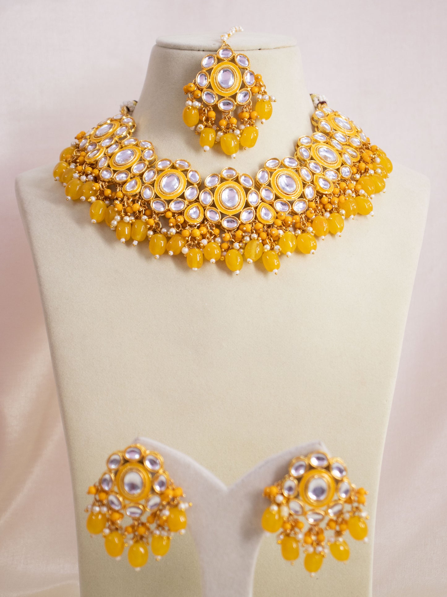 Yellow Kanisha Necklace Set