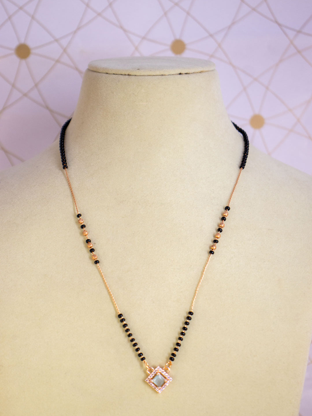 Oxlade Pendant Mangalsutra