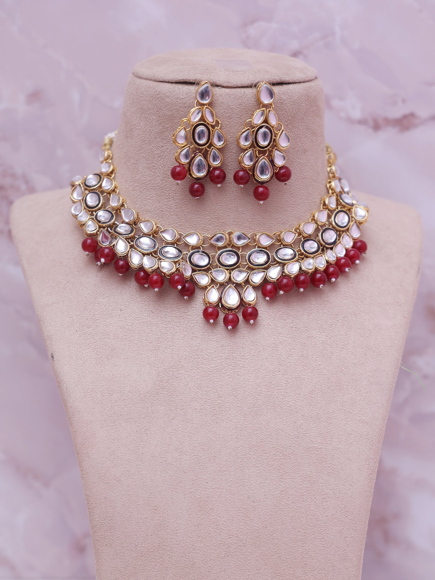 Red Ladhi Necklace Set