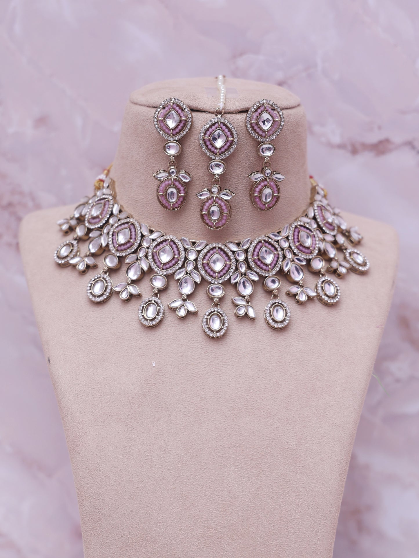 Lilac Jaanavi Necklace Set