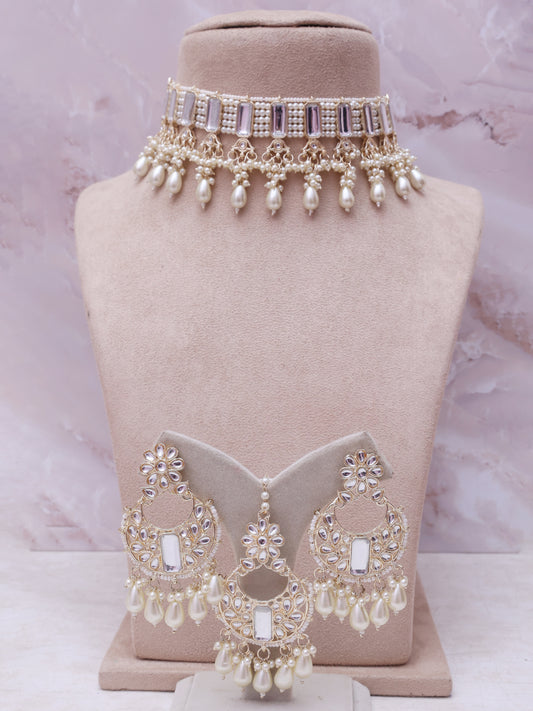 White Daksha Necklace Set